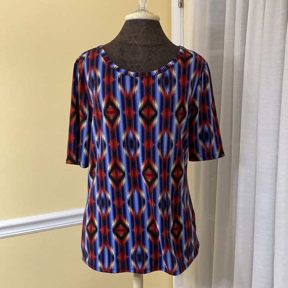 Lularoe Pullover Top - Picture 1 of 3
